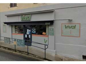 Grande épicerie VIVAL à reprendre vers Gannat