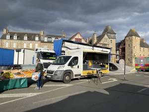 Vente crêperie ambulante galette en Bretagne