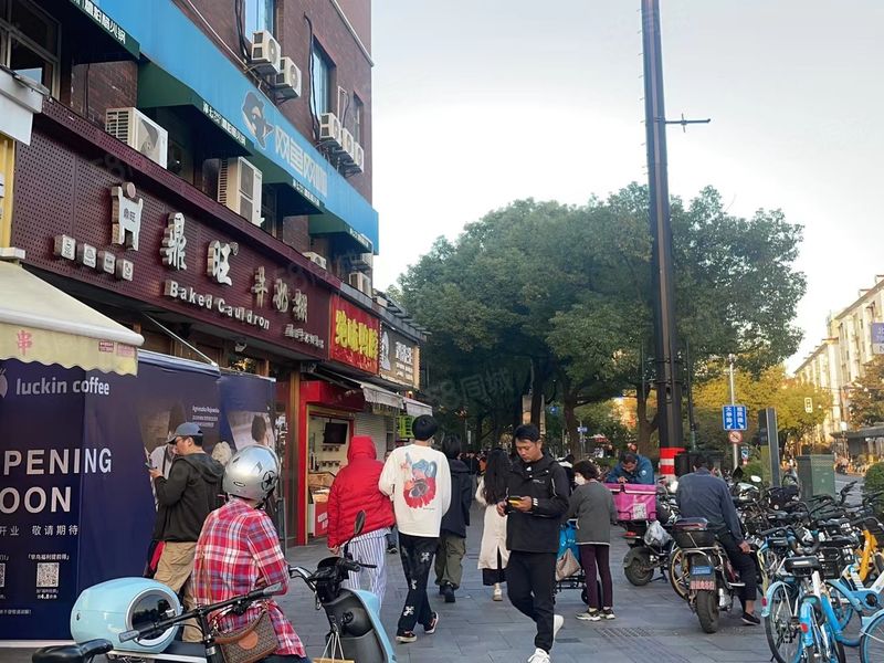 大学路门面出租，五角场商铺直租，招火锅烤肉酒吧日料私房菜海鲜