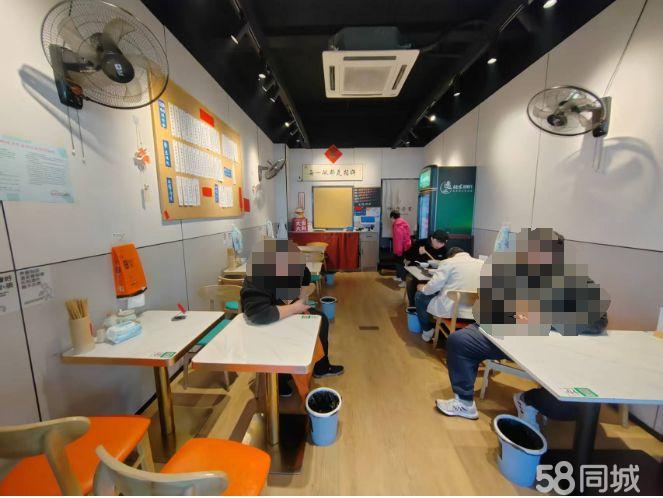 面条拉面炒菜米线麻辣小吃，莘建路临街店铺，开通燃气
