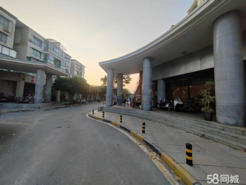 养生美容采耳家政店等行业，新松江路檀香花苑门口