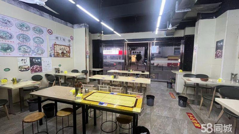 黄浦临街店铺转让，适合轻餐饮水果干货奶茶面包咖啡足疗美容等