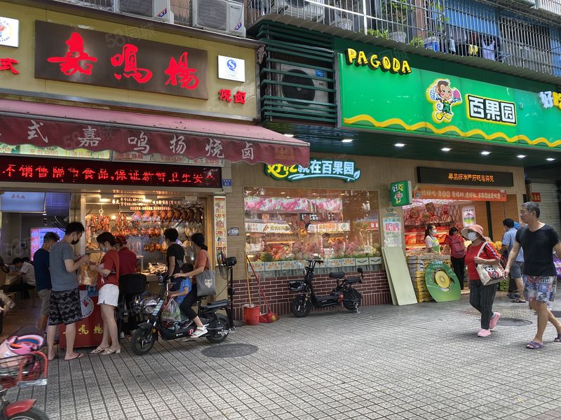 天河长湴市场商圈，沿街88平9千，适合各类餐饮零售，品类不限