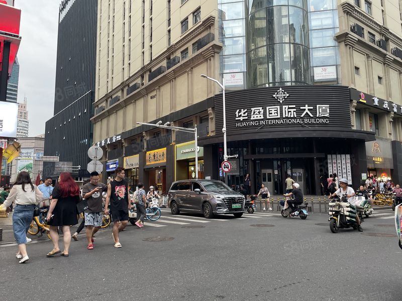 羊皮巷品牌聚集区 门头6米 有燃气 价格好谈