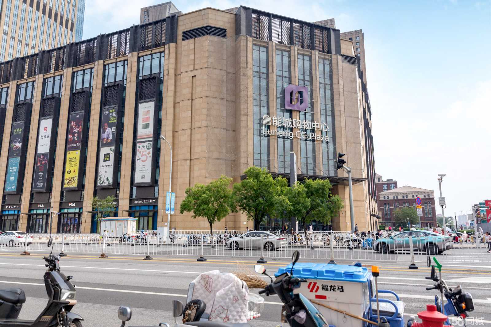 转让南开水上公园临街门面