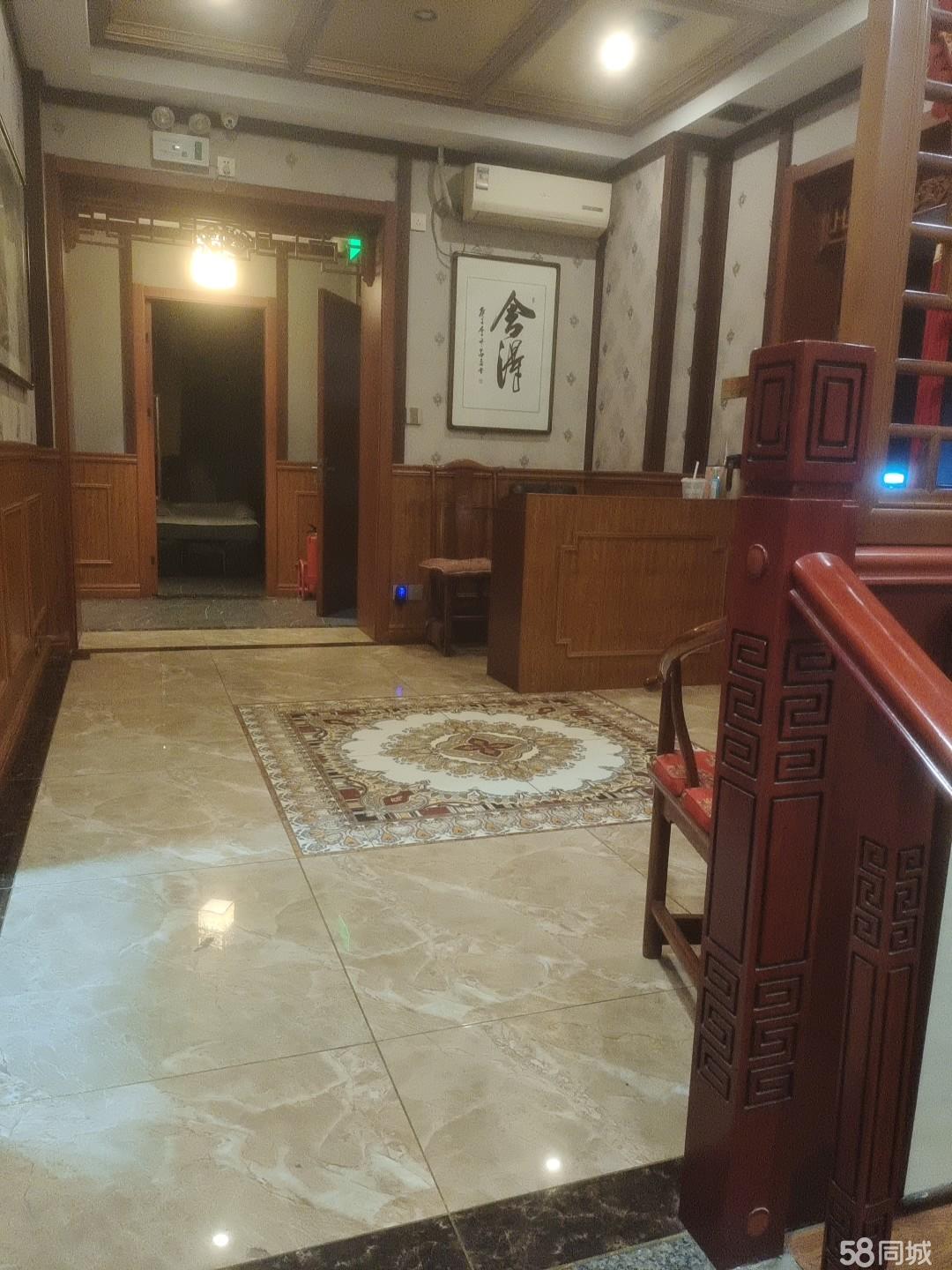个人转让 临街正式商铺,足疗养生转让,五百平,带技师