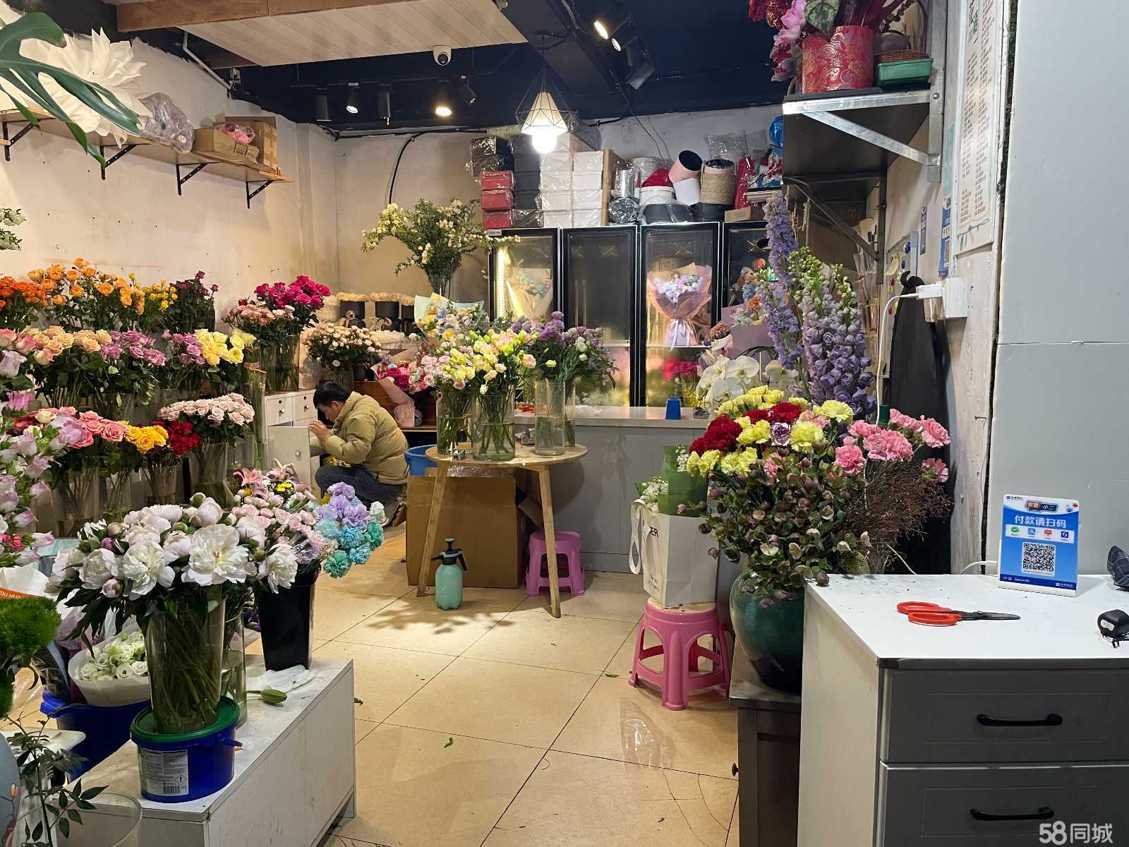 老闵行金平路商业街花店转让可做其他业态