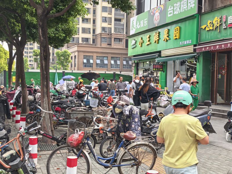 洪山大型社区和菜场旁过早一条街适合做粉面馄饨包子等业态不限