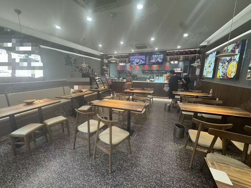 1360(店面帮)洪山区花城南路品牌面馆整转!人流大!