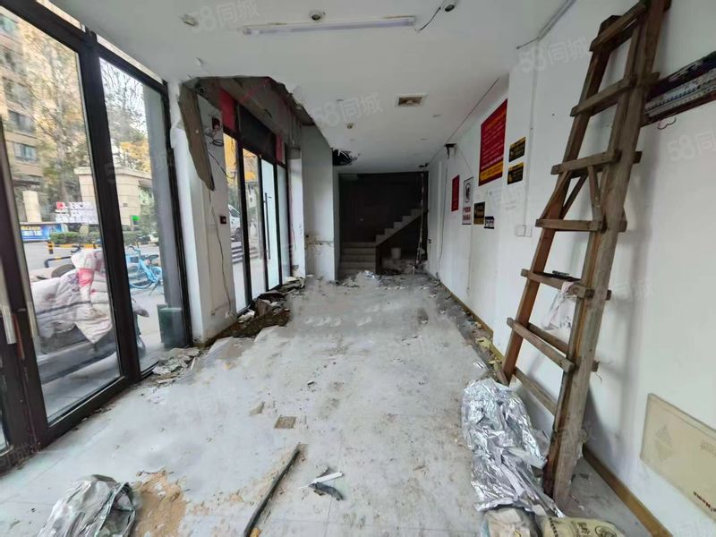 （顺铺）直租，金地自在城北门店铺