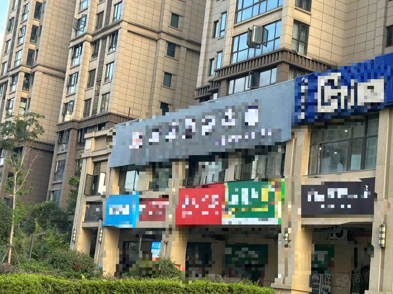 998黄陂区中小学大门口旁220平培训机构转让
