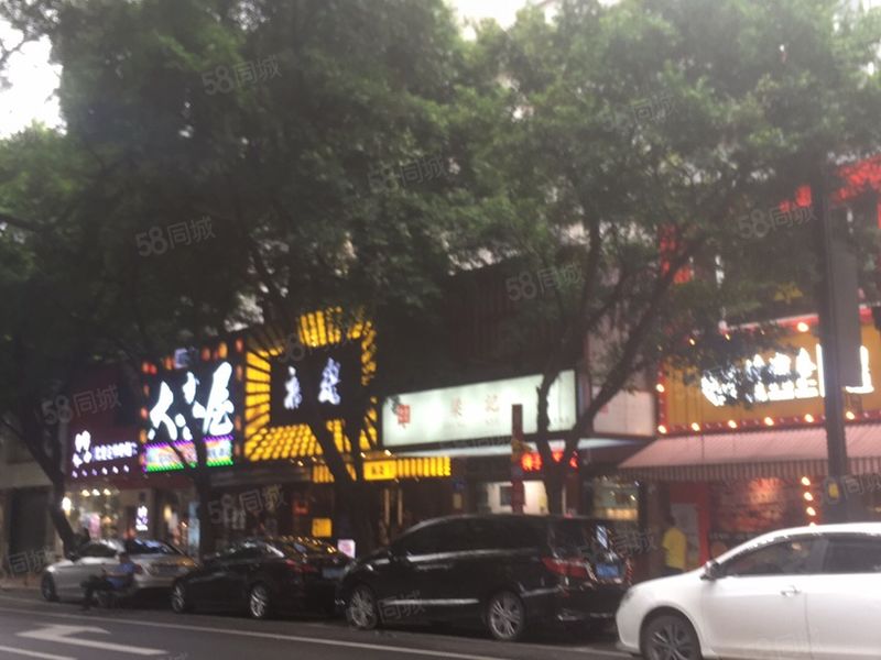 教育路网红街餐饮靓旺出租