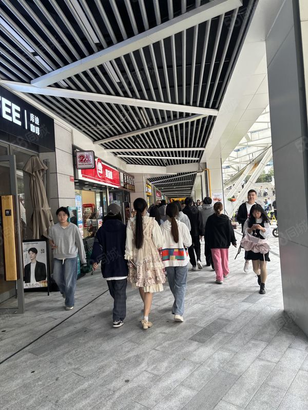 九堡3万人电商园9幢写字楼及公寓一体 日流水8000生意火爆
