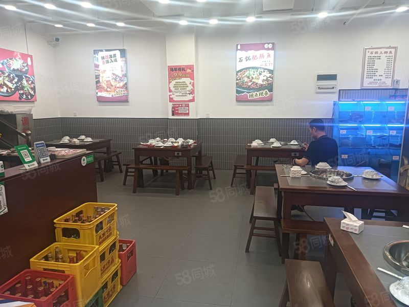 两江新区黄泥磅150平带外摆人流大位置好适合串串鱼江湖菜等