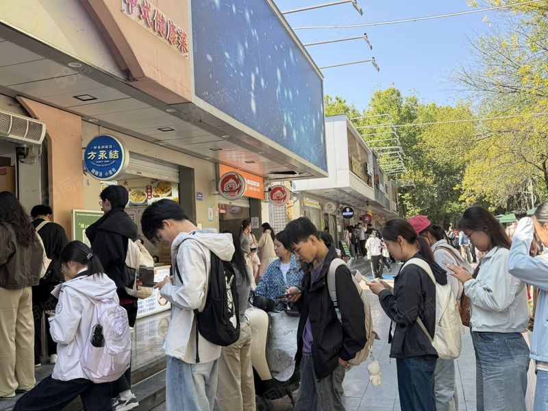 18平,35平,5万人高校商业街,有天然气,三相电,上下水