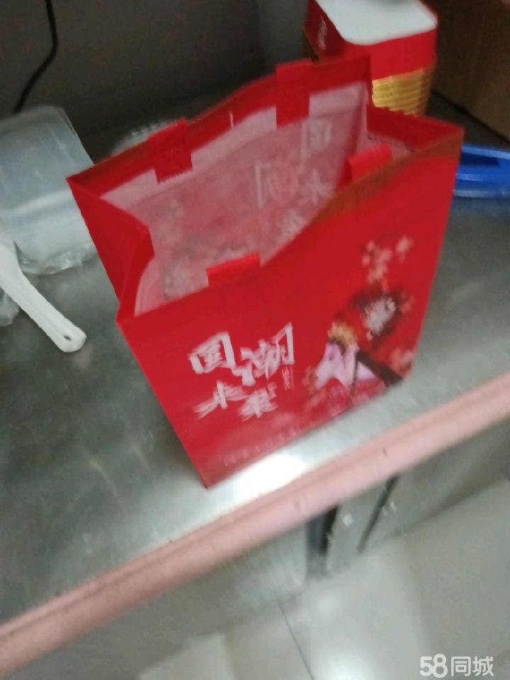 栾金东街65㎡餐饮底商招租