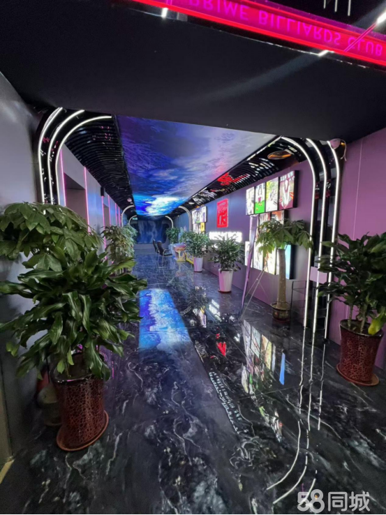 位于济南历下区奥体龙奥商圈核心地段，华创观礼中心高端商业体