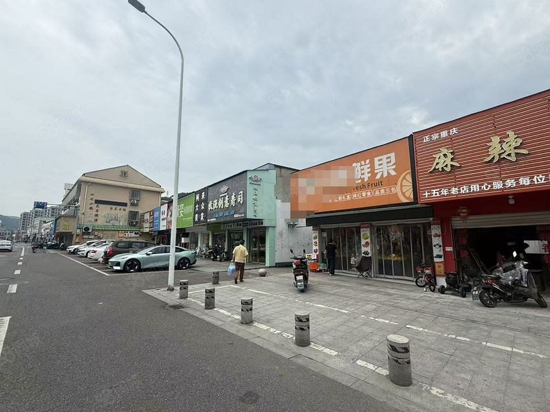 鄞州区横溪镇中心地段人民路水果店转让