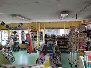 Vend magasin fleurs et cadeaux en centre ville 50