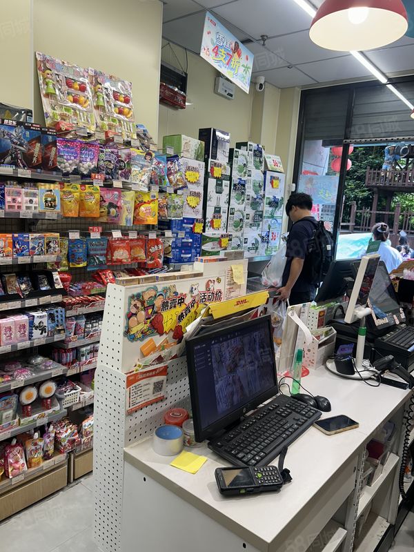 双小区4千户便利店，流水4千多，送货上门可上6千 年入30万