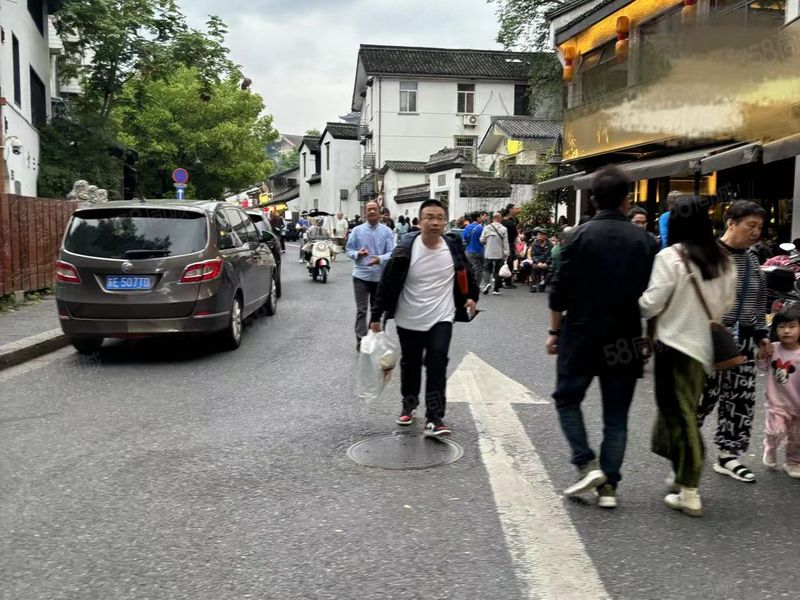 江城路正街沿街 早餐 卤味 奶茶 凉皮必做商铺 全天人流不断