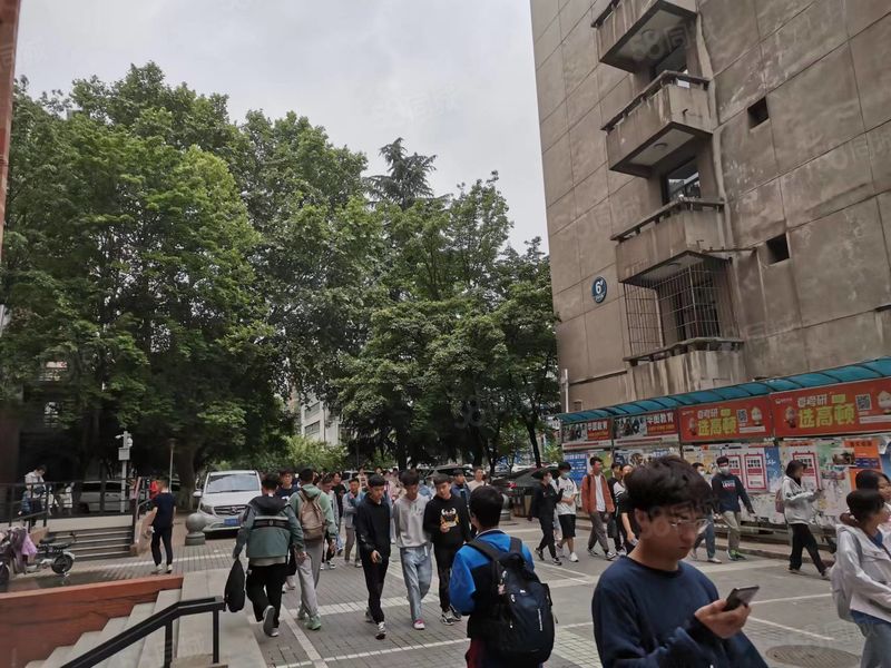 俩万人翻译学院宿舍楼旁独立店调整可奶茶咖啡轻餐汉堡烘焙水果等