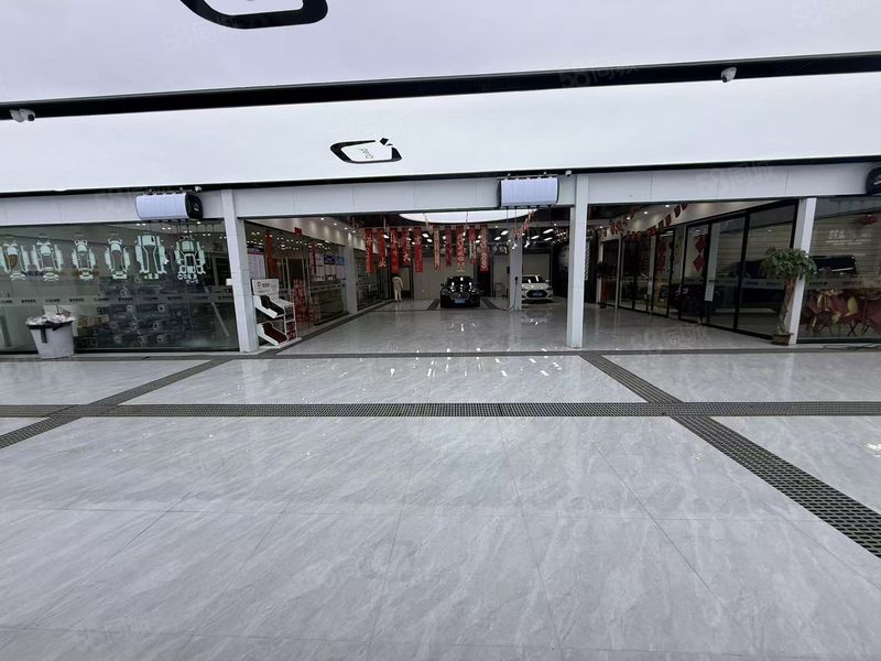 (福源)高新区精装贴膜店600平9个工位场地宽敞手续齐全