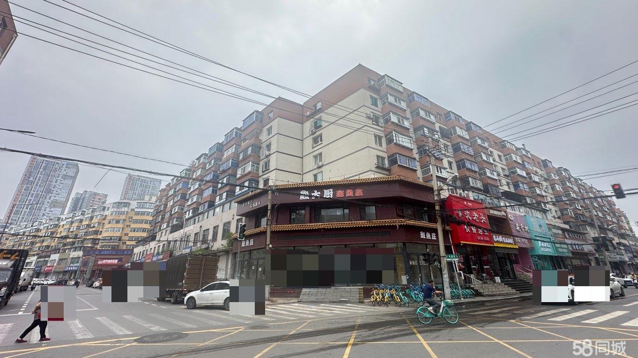 同泽中学旁交通卡把角临街门市房主直租出售