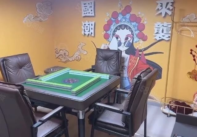（捷铺商业）出租合肥路200平旺铺可棋牌培训美容办公