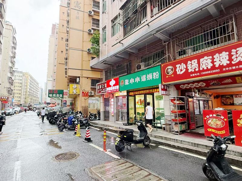 民治万人城中村唐水围村45平餐饮店转让O