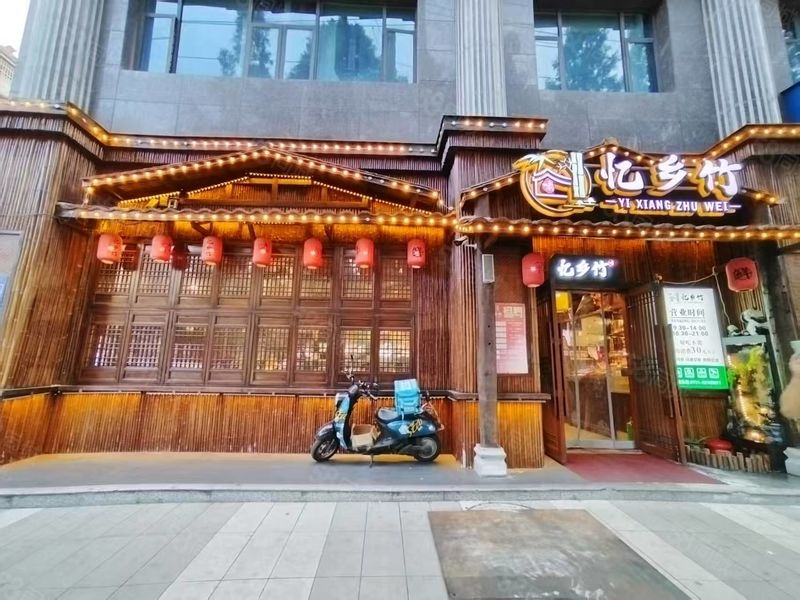 月营40万餐饮店，招募合作商继续开新店。