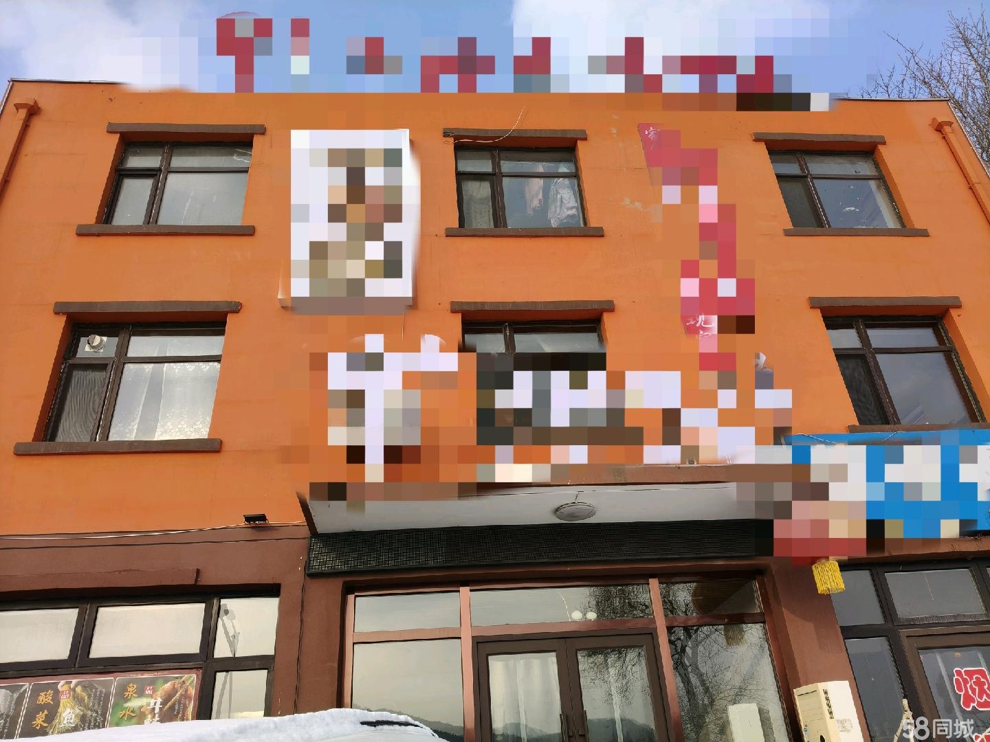 柳树南街临街餐饮营业中旺铺招租，家中有急事，非诚勿扰