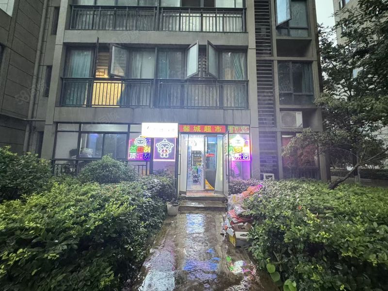 998武昌区杨园光明馨城105平社区便利店转让