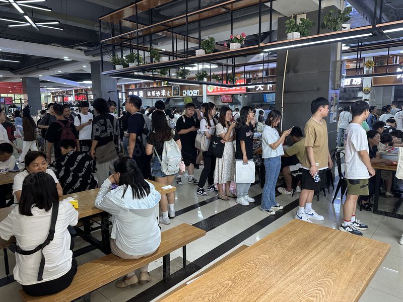 经营三年多的食堂现因为孩子高三转让,客户很稳定日收入4千