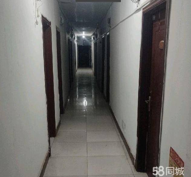 转让市中济南大学附近经营中公寓楼