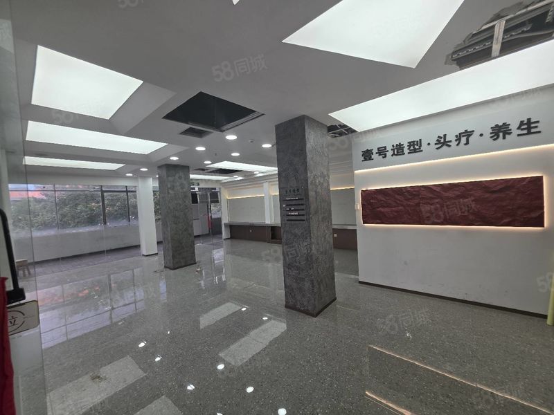 出租灵芝地铁站二楼商铺