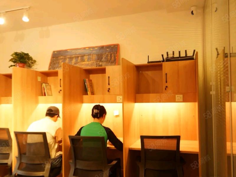 奕宏(S11)灞桥纺织城5年老店自习室带会员诚心转让
