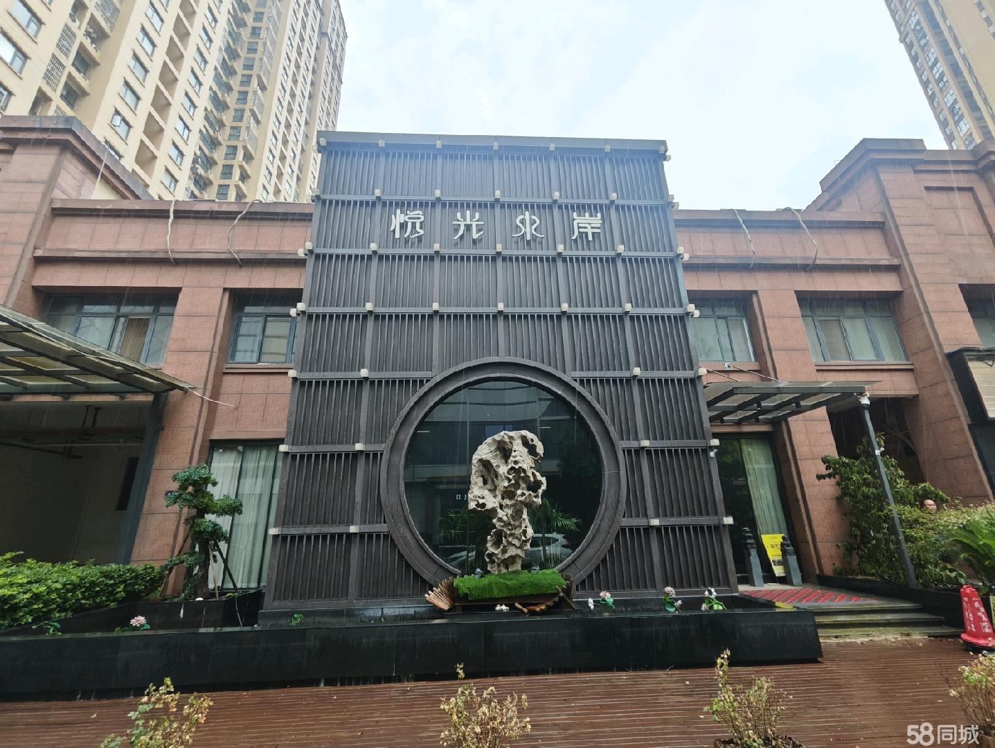 洪山区张家湾地铁口独栋2层1700平精装足浴店整体转让