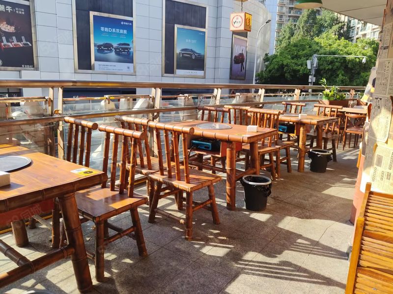 观音桥网红打卡地 纯一楼餐饮门面转让 火锅 汤锅中餐 烤肉等
