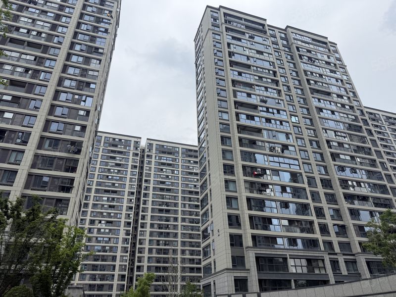 小孩不听话 双小区门口的沿街餐饮小吃店 低价转 小吃类都能做