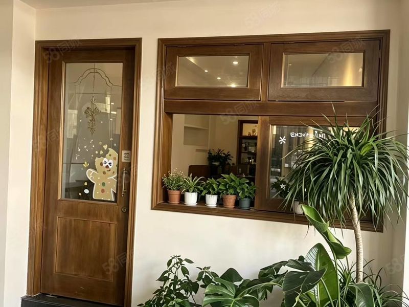 慈溪杭州湾新好出位置店铺转让（店内员工不知道转让，看店