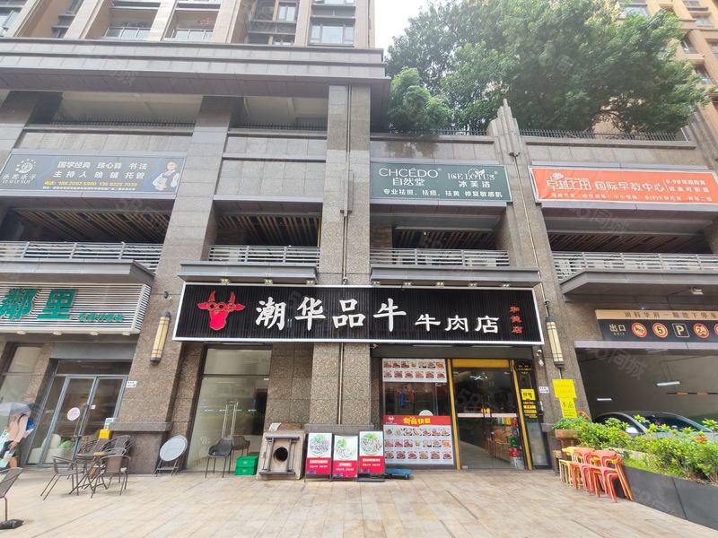 宝安鹤洲临街350平火锅店转让O
