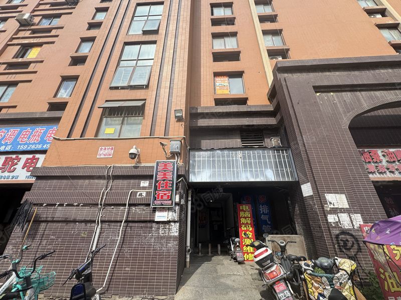 998黄陂汉口北四季美农贸市场600平宾馆转让