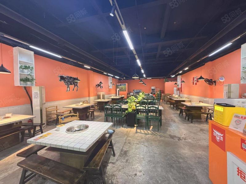 南岸区弹子石188平餐饮旺铺转让